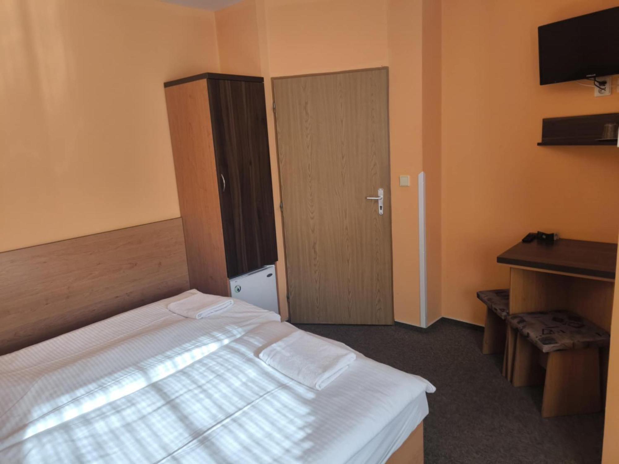 Pension Euro Mikulov Bagian luar foto