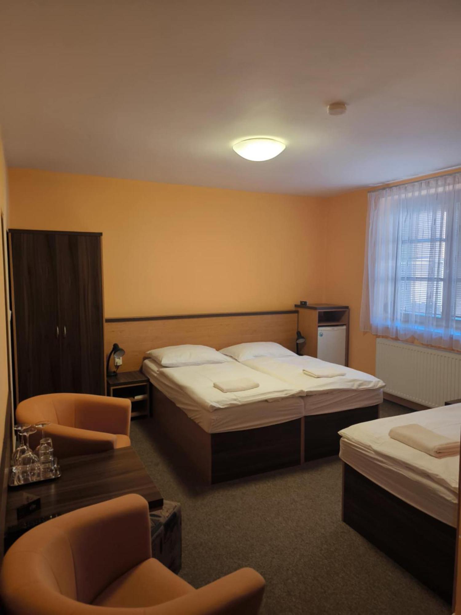 Pension Euro Mikulov Bagian luar foto